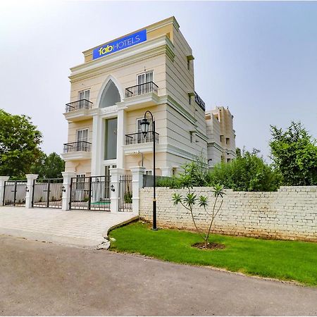 Fabhotel K9 Villa Ludhiana Exterior foto
