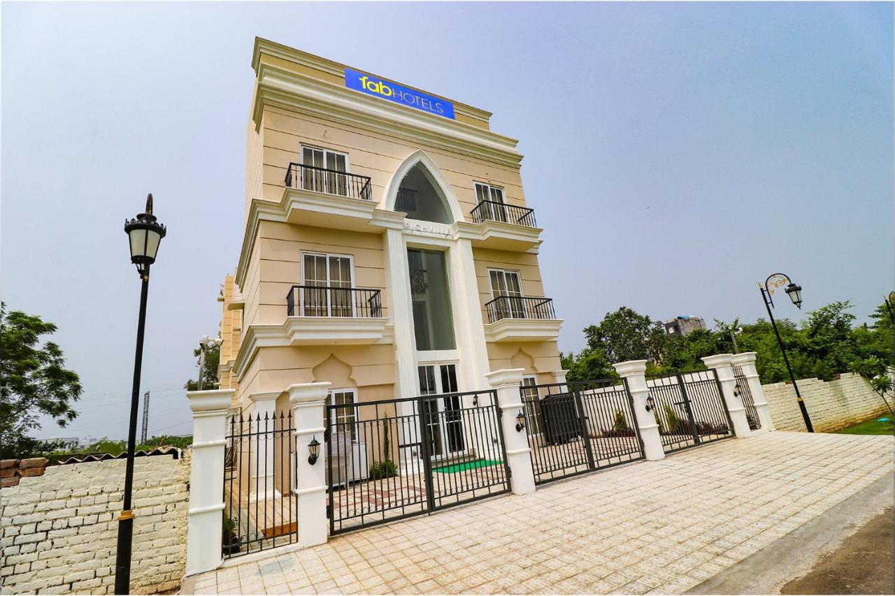 Fabhotel K9 Villa Ludhiana Exterior foto